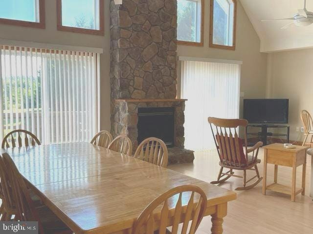 Building Photo - 26424 Isabelle Dr