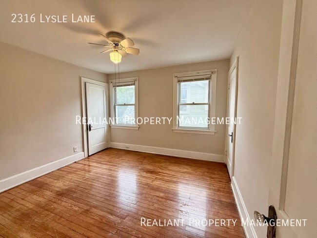 Building Photo - 2316 Lysle Ln