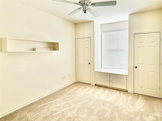 Building Photo - 2008 Grove Park Ln