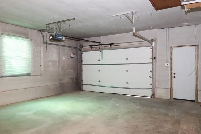 Building Photo - 3723 Wisconsin Ave