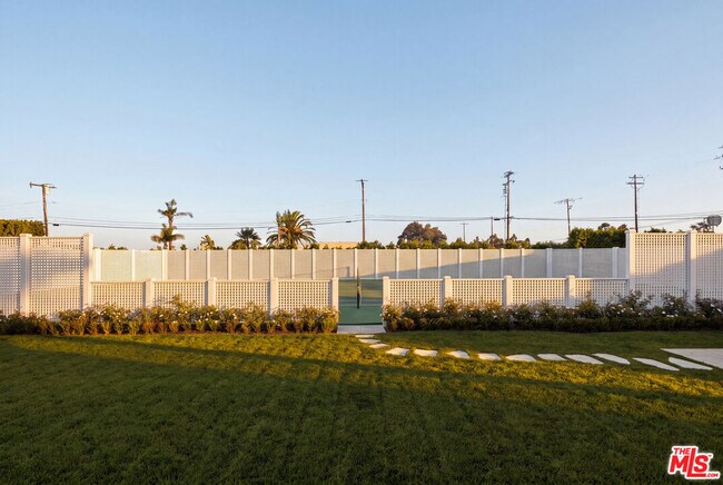 Building Photo - 6509 Wandermere Rd