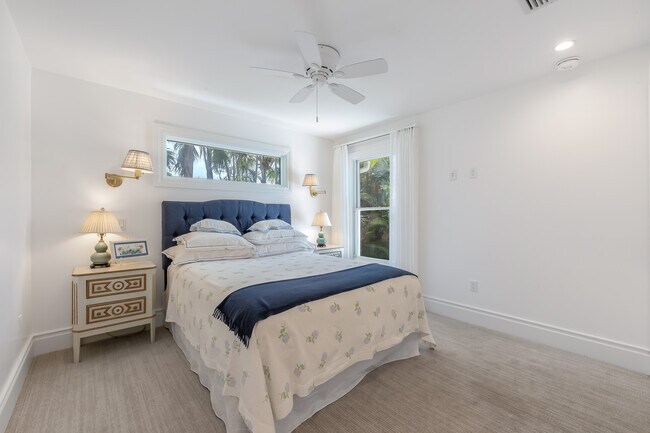 Building Photo - 360 Gasparilla St