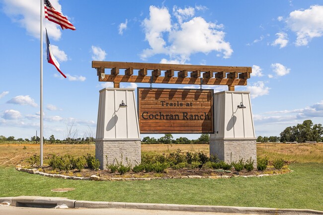Building Photo - 341 Tejas Trl