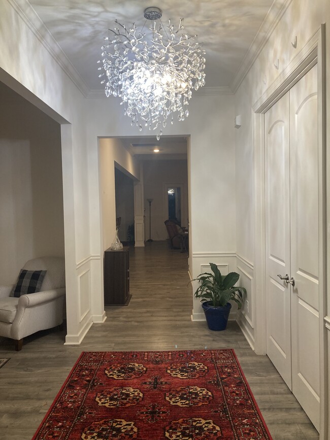 Building Photo - 291 North St