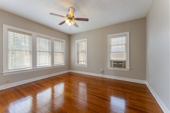 Building Photo - 2624 Arbor St