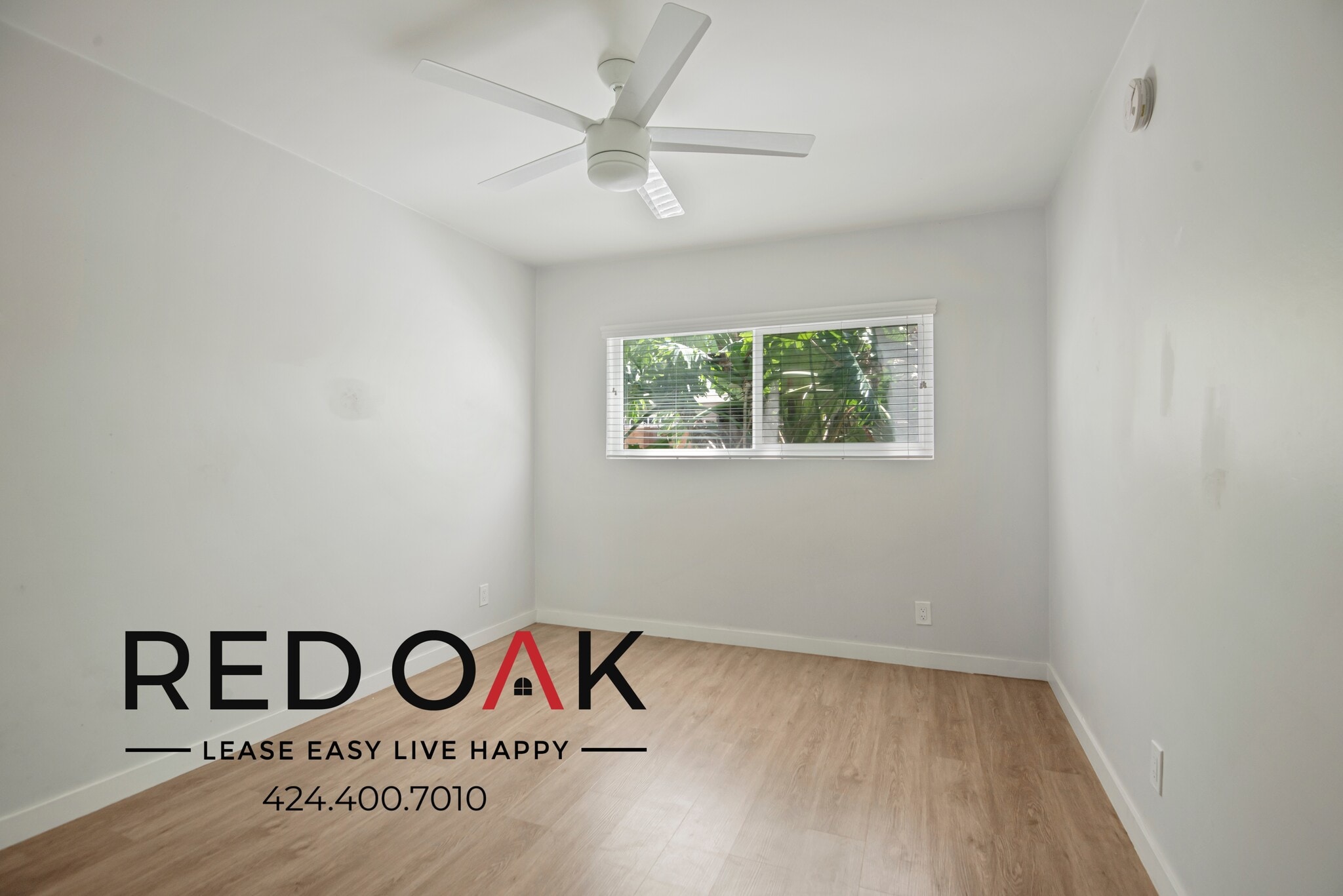 Building Photo - 1942 S Garth Ave