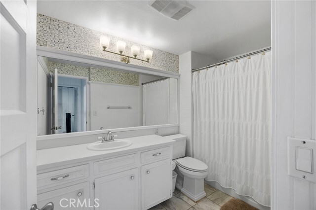 Building Photo - 2750 Solana Way