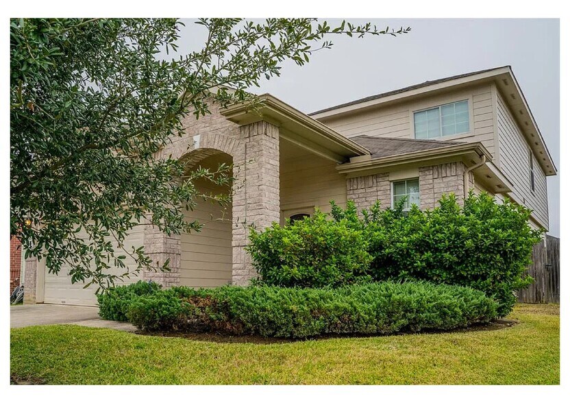 Building Photo - 8002 Arapahoe Ridge Ln
