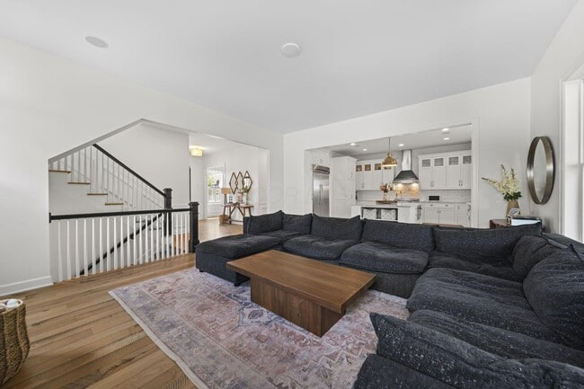 Building Photo - 10420 Pagoda Way