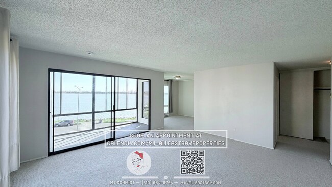 Building Photo - Bright Airy 1-Bedroom with Sweeping city Views, Includes water/garbage/parking/amenities!