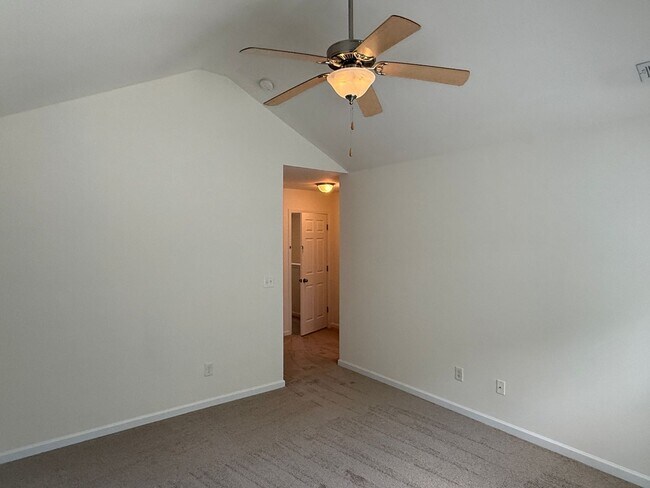 Building Photo - 13138 Erwin Rd