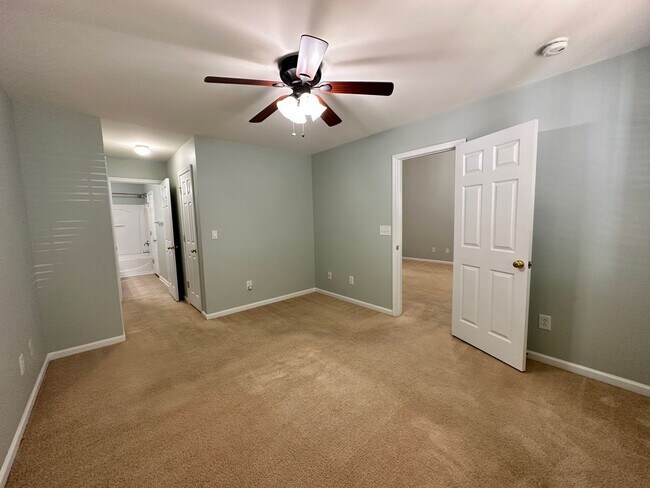 Building Photo - Exclusively Offered by Muse Realty Rentals...