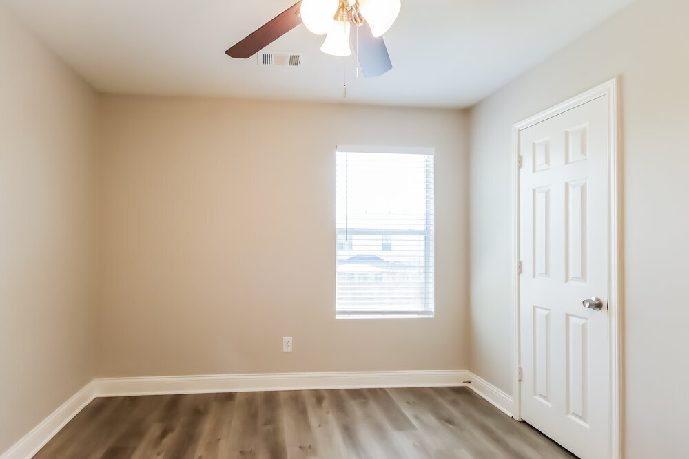Building Photo - 22538 High Point Pines Dr