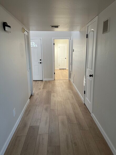 foyer - 8150 N Central Ave