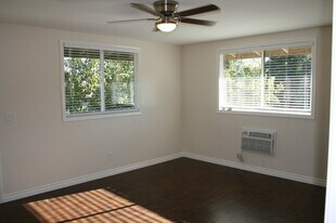 Building Photo - 3569 N E St