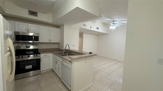 Building Photo - 10150 SW 88th St