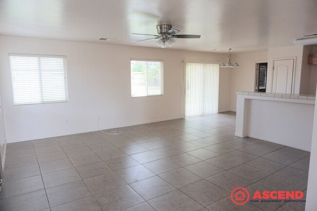 Building Photo - Great Northwest Property!