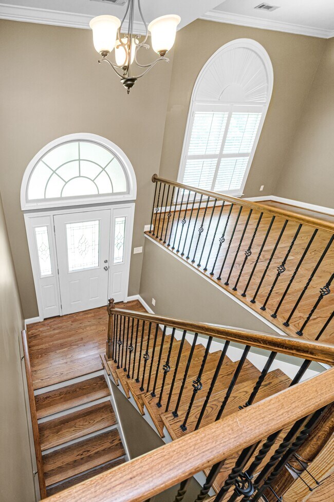 Building Photo - 12696 Alpine Cir