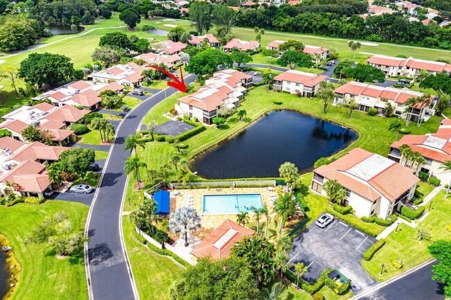 Building Photo - 8566 Casa Del Lago