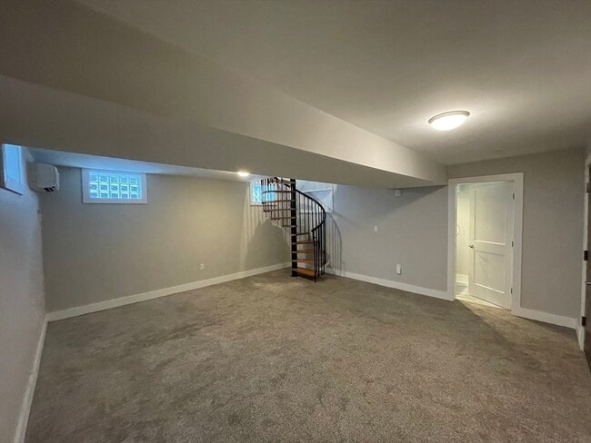 Building Photo - 543 Dorchester Ave