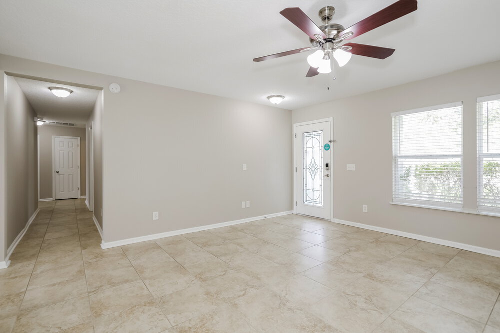 Building Photo - 7109 Beekman Lake Dr
