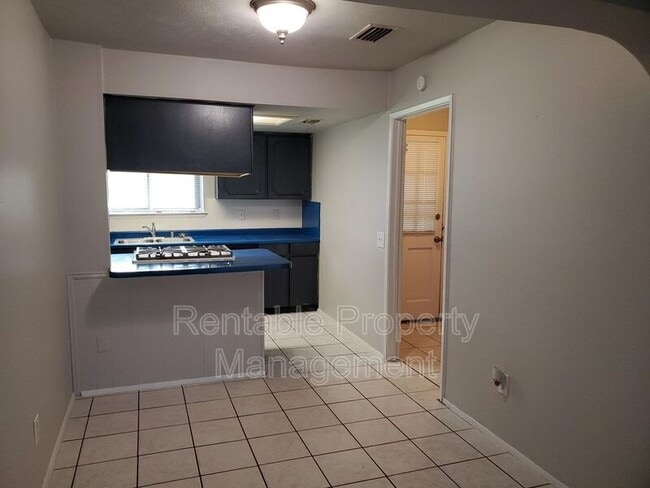 Building Photo - 3017 Abston Dr