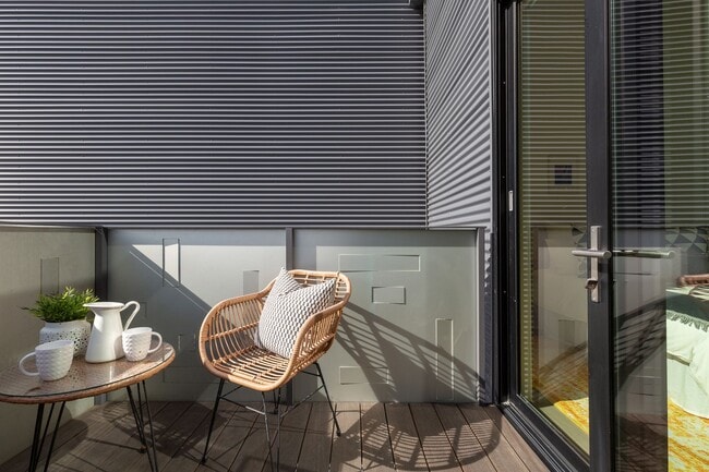 Building Photo - Spectacular Live/Work Home Designed by Architect David Stark Wilson