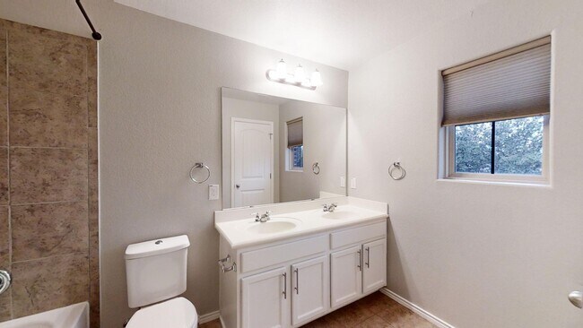 Building Photo - 2915 Thunder Gulch