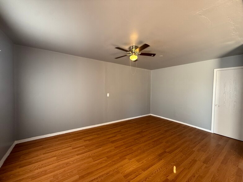 Building Photo - 1306 N Arthur St