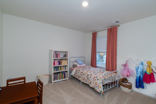 Building Photo - 8559 Raspberry Wy