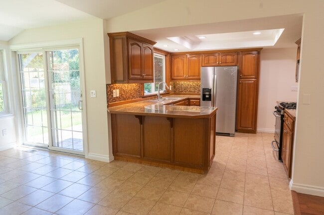 Building Photo - 3bd/1.75ba Sammamish House
