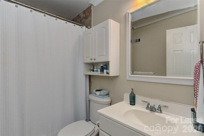 Building Photo - 1308 Mockingbird Ln