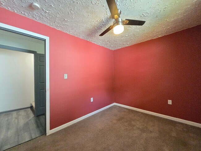 Building Photo - 2832 Rushland Dr