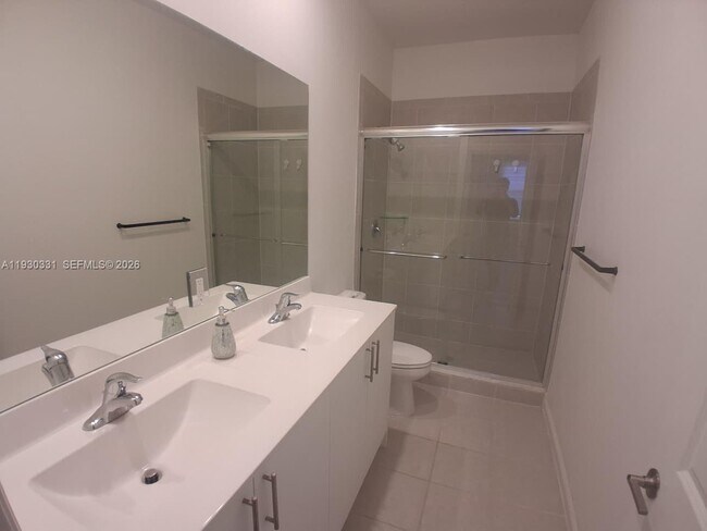 Building Photo - 26450 SW 148th Ct