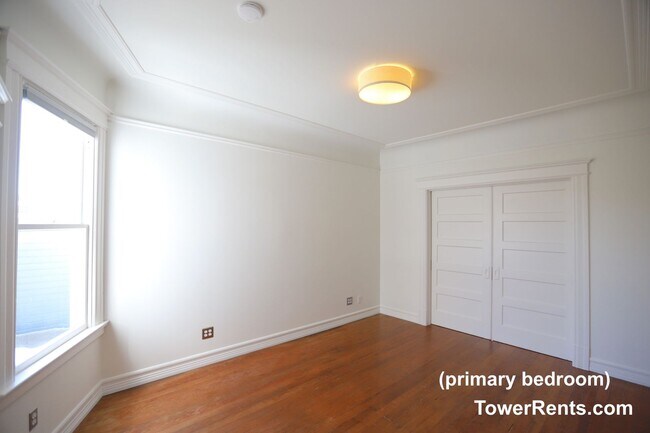 Building Photo - 351-353-353 Richland Ave