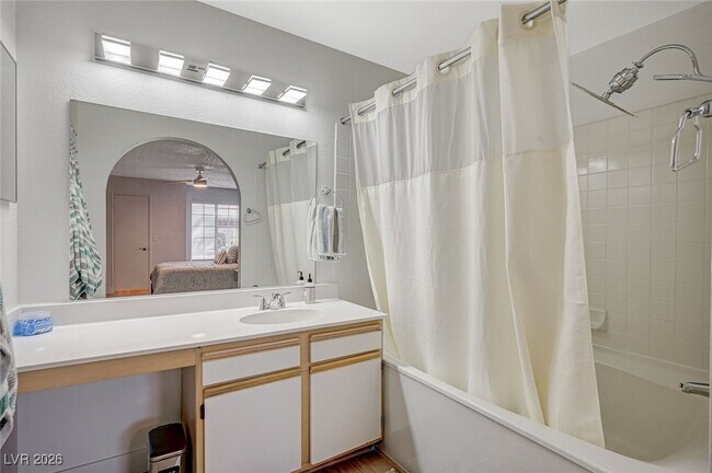 Building Photo - 2200 S Fort Apache Rd