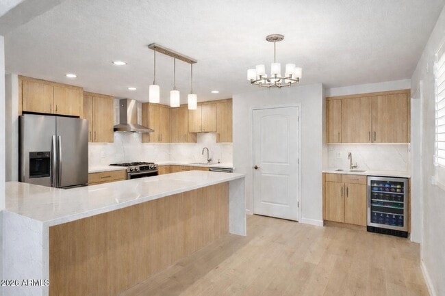 Building Photo - 7340 N 7th Ave