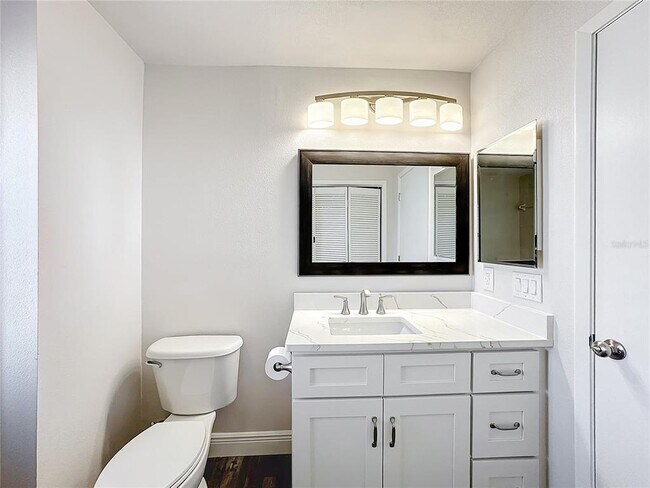 Building Photo - 1715 S Pebble Beach Blvd