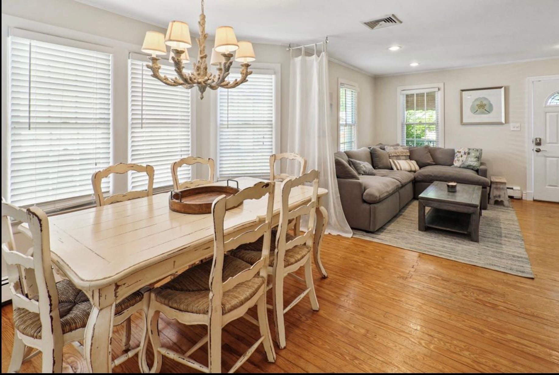 Living/Dining Room - 609 Main St