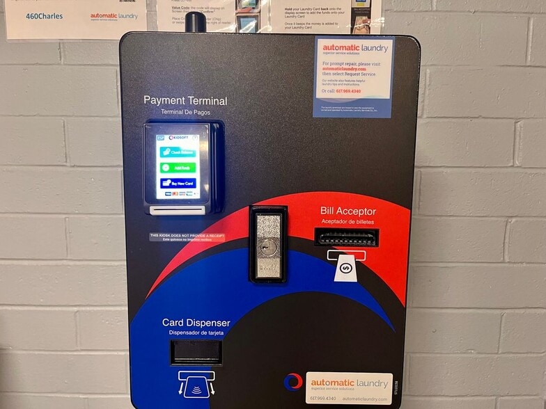 Building Photo - 460 Charles St