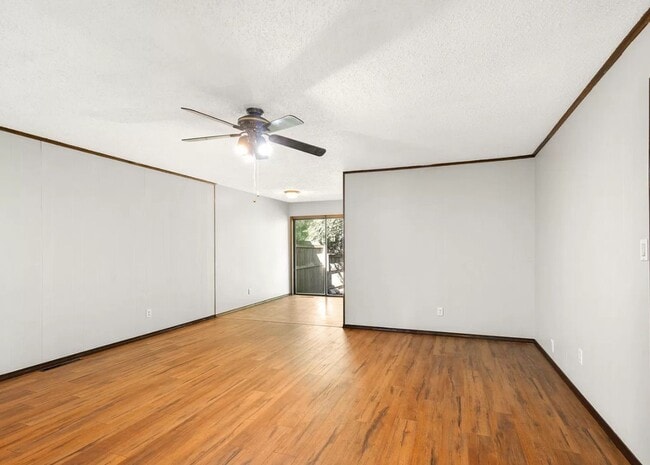 Building Photo - 3642 S Farm Rd 135