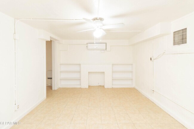 Building Photo - 1309 E Rio Grande Ave