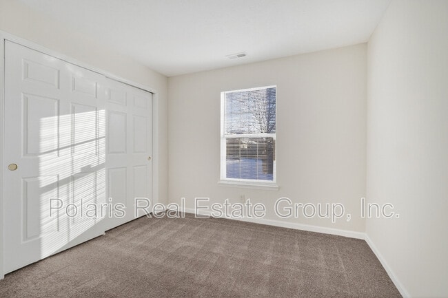 Building Photo - 439 Venus Dr