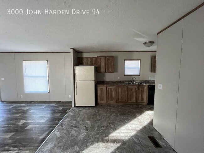 Building Photo - 3000 John Harden Dr