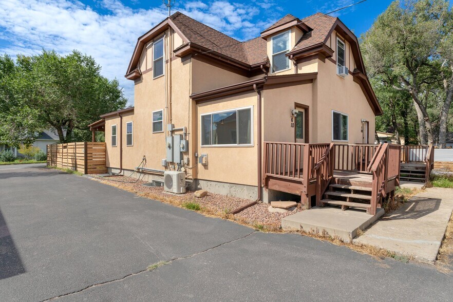 Building Photo - 6 W Brookside St