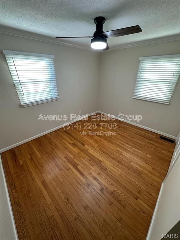 Building Photo - 908 Center Ct