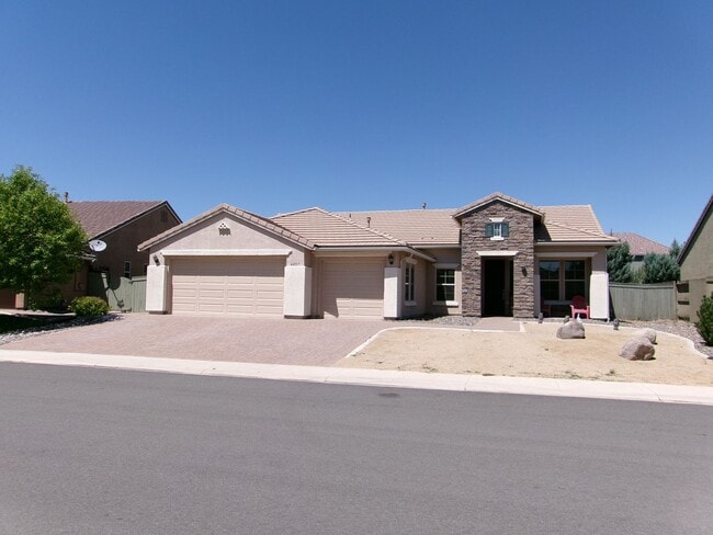 Primary Photo - Spacious home located in gated community.
