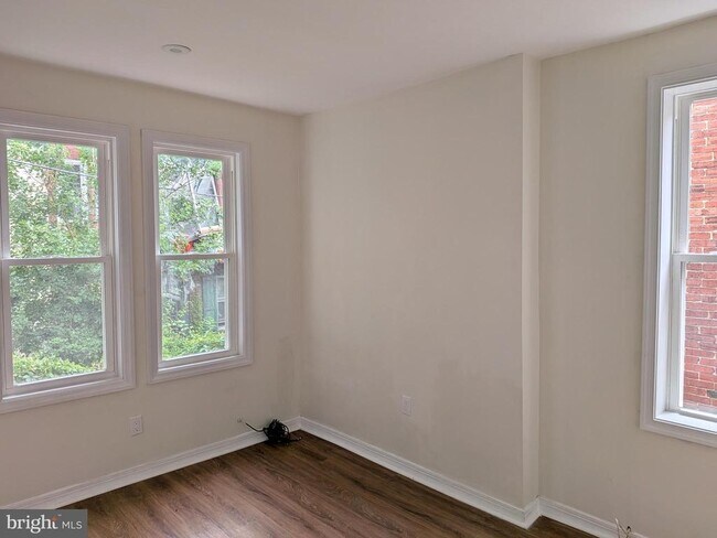 Building Photo - 5609 Walton Ave