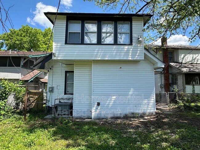 Building Photo - 4010 S Benton Ave