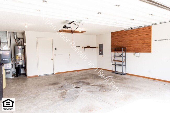 Building Photo - 10806 Lupine Ln